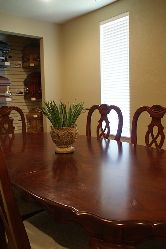 Osage Beach Arrangement Desk